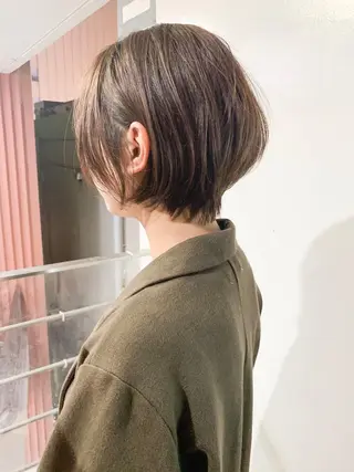 ショート カラー ショート/レイヤー なら石井知希のヘアスタイル