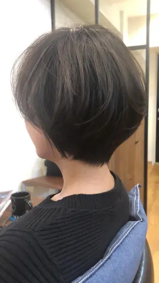 ショート MAAT所属 AKANEのヘアスタイル