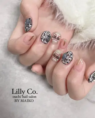 ネイル Lilly Co.のネイルデザイン