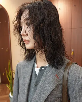 ミディアム カラー パーマ ボブパーマ/パーマ ウルフパーマのヘアスタイル