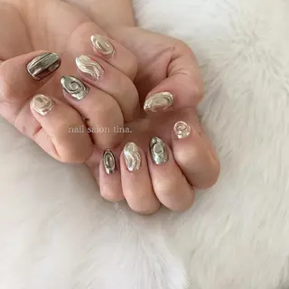ネイル nail salon tina.所属・中山 はづきのネイルデザイン