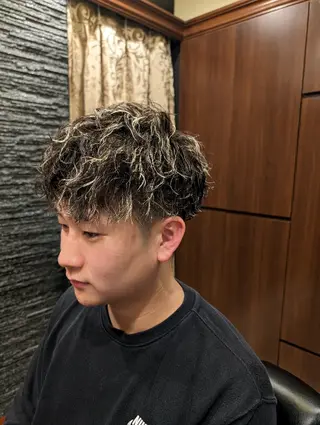 ショート HIRO GINZA 上野店所属・ヒロ銀座上野店 柴田佳祐のヘアスタイル