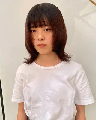 ミディアム 塩谷 雪花のヘアスタイル