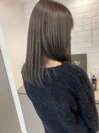 セミロング カラー 星野 美沙のヘアスタイル