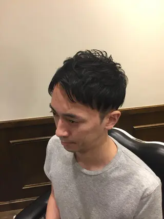 ショート ヒロ銀座ヘアーサロン 五反田店所属・寺嶋 涼のヘアスタイル