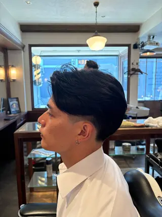 ミディアム BARBER SHOP DALIE third所属・Hiroto (フェードカット)のヘアスタイル