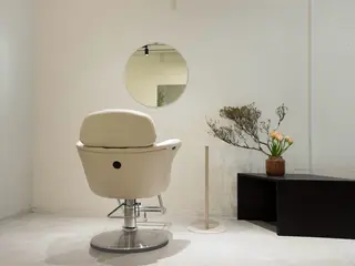 東 友貴のヘアスタイル