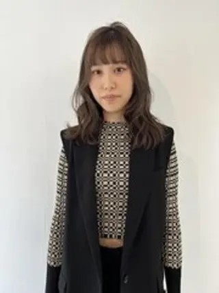 セミロング nelke/レイヤー 立川/ブリーチのヘアスタイル