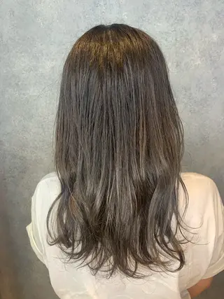 カラー eN°   by youres hair 飯田橋店所属・髪質改善/レイヤー× 縮毛矯正🤍maiのヘアスタイル