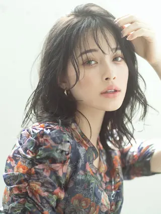 ミディアム パーマ 🎀ハイトーン/レイ ヤー/Reina🎀のヘアスタイル