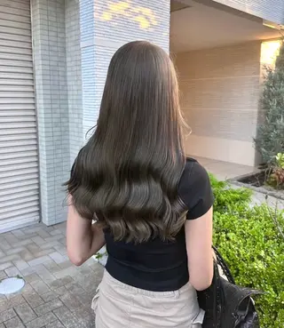 ロング みゆ/ カラーリスト🎀のヘアスタイル