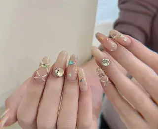 ネイル 相沢 さやかのネイルデザイン