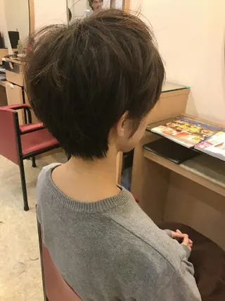 ショート EMANON名古屋所属・美谷添（ミヤゾエ） まどか大人ヘアサロンのヘアスタイル