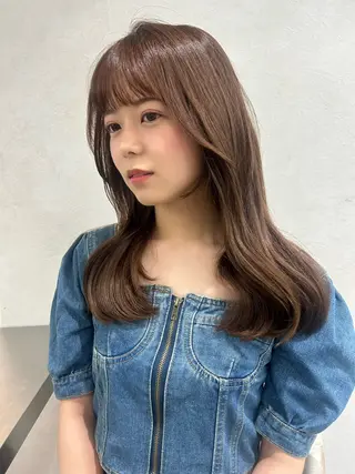 セミロング カラー ヘアアレンジ fumika🎀 韓国ヘア×ベージュのヘアスタイル