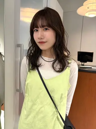 セミロング カラー 原 菜帆のヘアスタイル