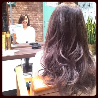 ロング カラー 松本 明日可のヘアスタイル