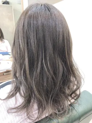 ミディアム カラー 菊池 貢平のヘアスタイル