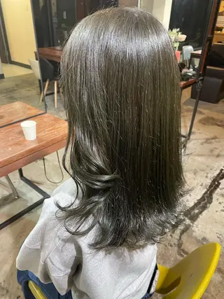 セミロング カラー ヘアアレンジ キッズ マツエク・マツパ アイブロウ 透明感カラー/推しカ ラー☁️JURAのヘアスタイル