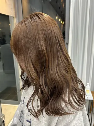 セミロング Lomalia Yuuka/42🩵のヘアスタイル