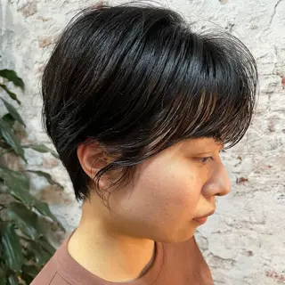 ショート パーソナルカラー 藤本夢のヘアスタイル