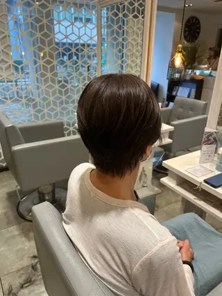 ショート 福田 栞里のヘアスタイル