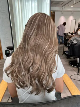 ロング カラー RAF TOKYO 2nd 今泉店所属・RAF KAEDEのヘアスタイル