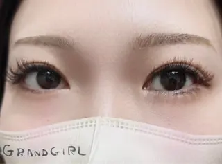 マツエク・マツパ GRANDGIRL所属・ヨシダ セリナのマツエク・マツパデザイン