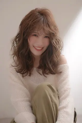 セミロング カラー ヘアアレンジ belta.🌱 安藝夏花🌻のヘアスタイル