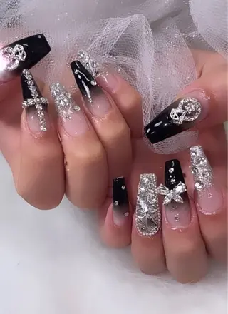 ネイル 高草木 桃香のネイルデザイン