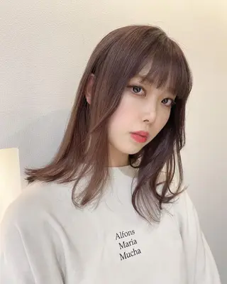 セミロング タナカ レイヤのヘアスタイル