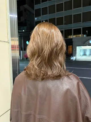 ミディアム yiye Aoyama所属・yiye ちさとのヘアスタイル