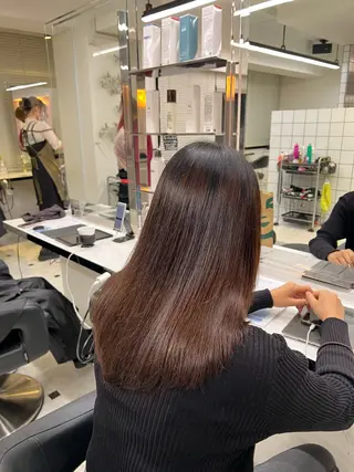 セミロング カラー 韓国ベージュ🏹 YUTOのヘアスタイル