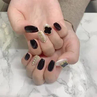 ネイル はな💎ネイル ワンホン、長さ出しのネイルデザイン