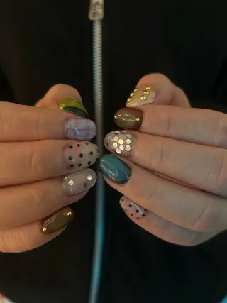 ネイル 🌟暖色系ハイトーン 🌟AIのヘアスタイル