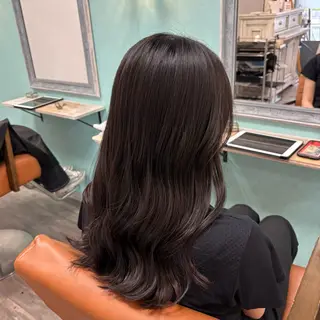 ロング 透けナチュラルカラー ／あいりのヘアスタイル