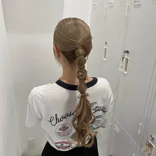 ロング ヘアアレンジ riko/レイヤー/ 艶カラー/ヘアセットのヘアスタイル