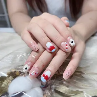 ネイル KURE ISAKIのネイルデザイン