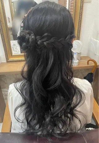 ロング ヘアアレンジ セットサロンCURE YUKIOKAのヘアスタイル