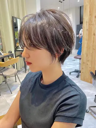 ショート カラー 坂本 広大のヘアスタイル