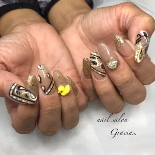 ネイル Gracias. rieのネイルデザイン