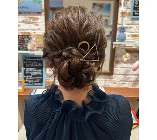 ロング ハイトーン/ ダブルカラー/透明感のヘアスタイル