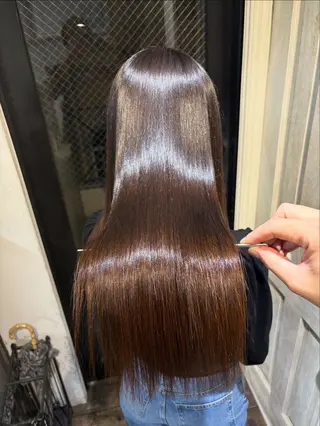 ロング 美髪矯正美容師 自然縮毛矯正のヘアスタイル