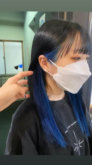 カラー 梅田ハイトーン チダ ヒナノのヘアスタイル