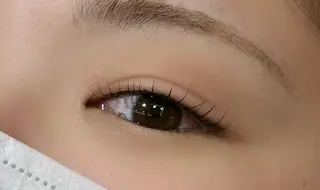 マツエク・マツパ EYE SALON TIELU LUCIA所属・村下 莉央の眉毛・アイブロウイメージ