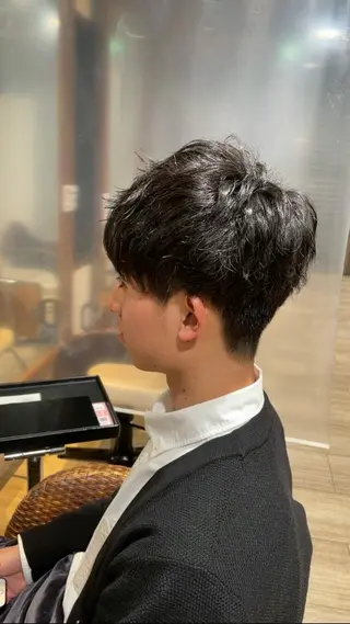 パーマ メンズ 三好春奈 /イルミナカラーのヘアスタイル