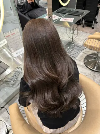 ロング 寺田鼓捺/艶カラー /透明感カラーのヘアスタイル