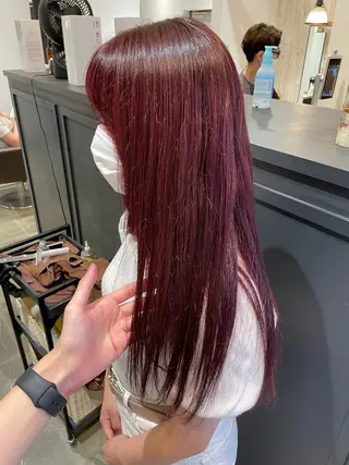 ロング カラー 細沼 葵のヘアスタイル