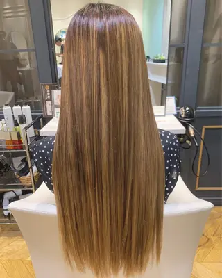 ロング カラー 髪質改善支持率 No. 1✨mayuのヘアスタイル