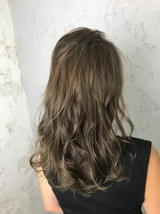 ロング カラー 🌈ハイライトカラー 🌈naokoのヘアスタイル