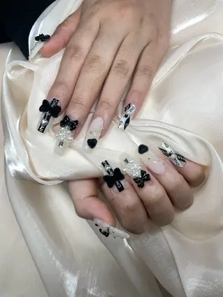 ネイル Dea（デア）所属・今村 心咲のネイルデザイン